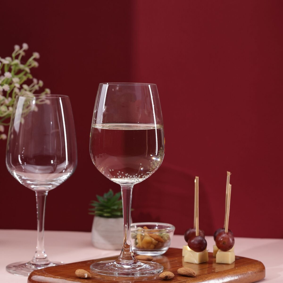Madison White Wine Glasses