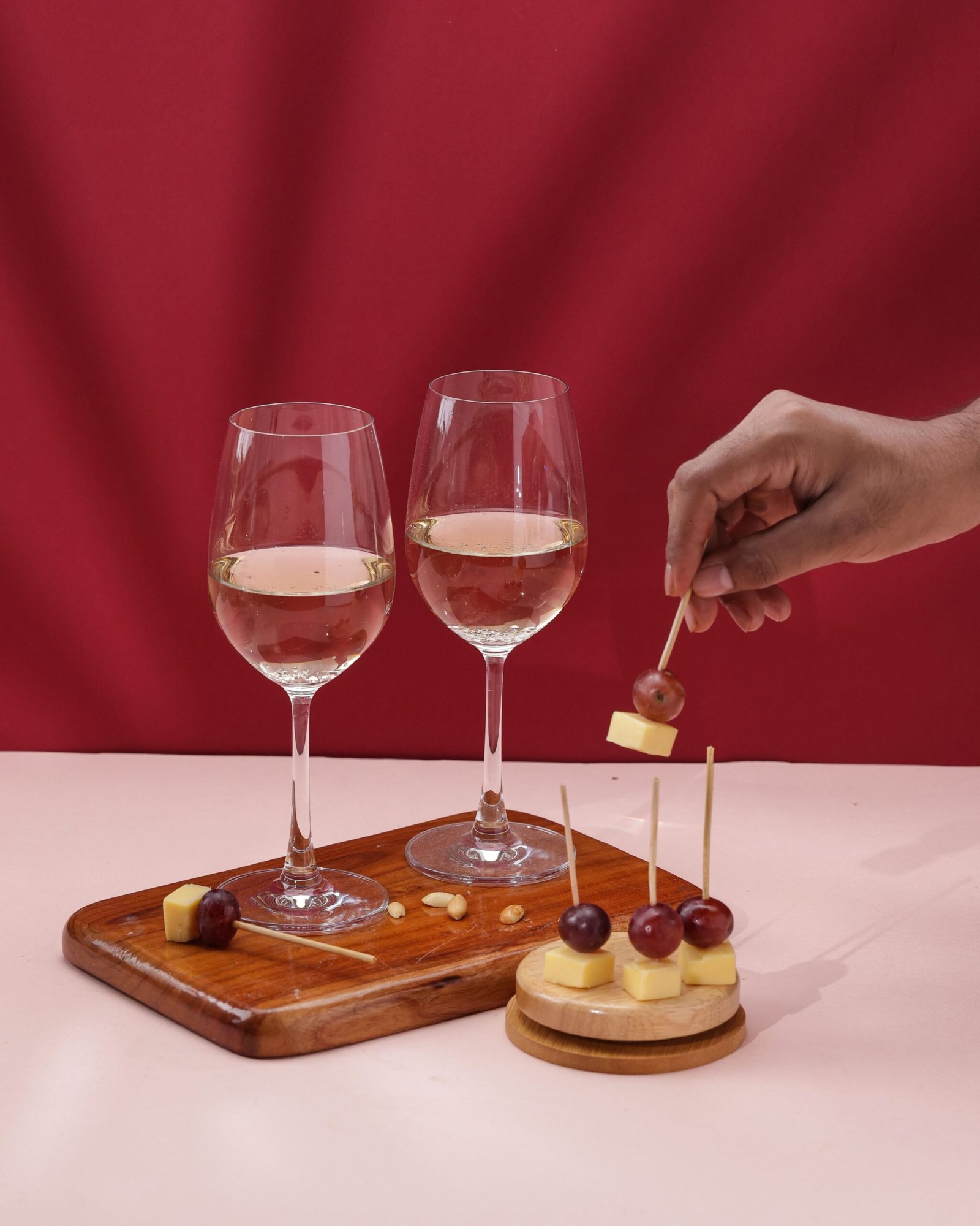 Madison White Wine Glasses - Image 2