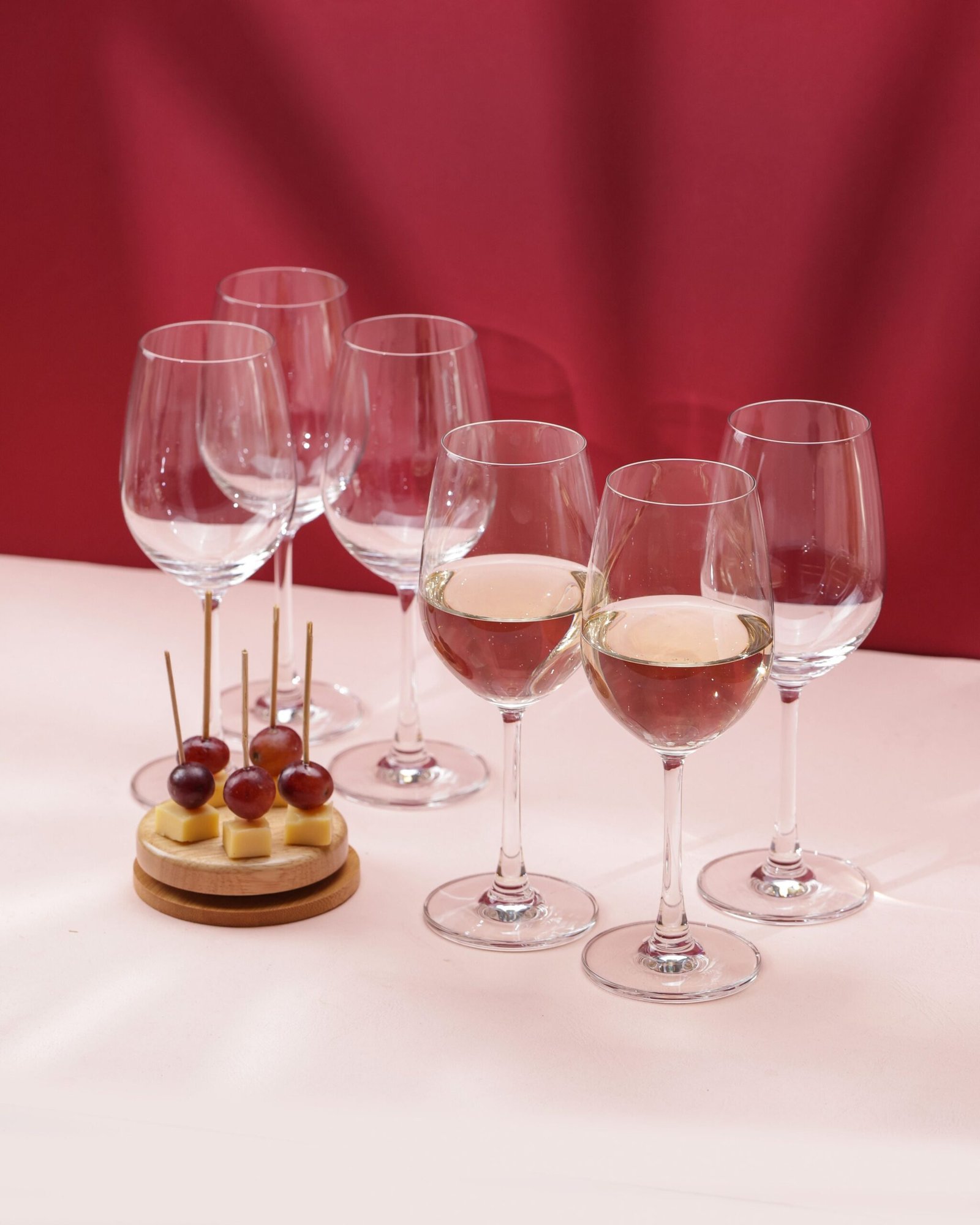 Madison White Wine Glasses - Image 4