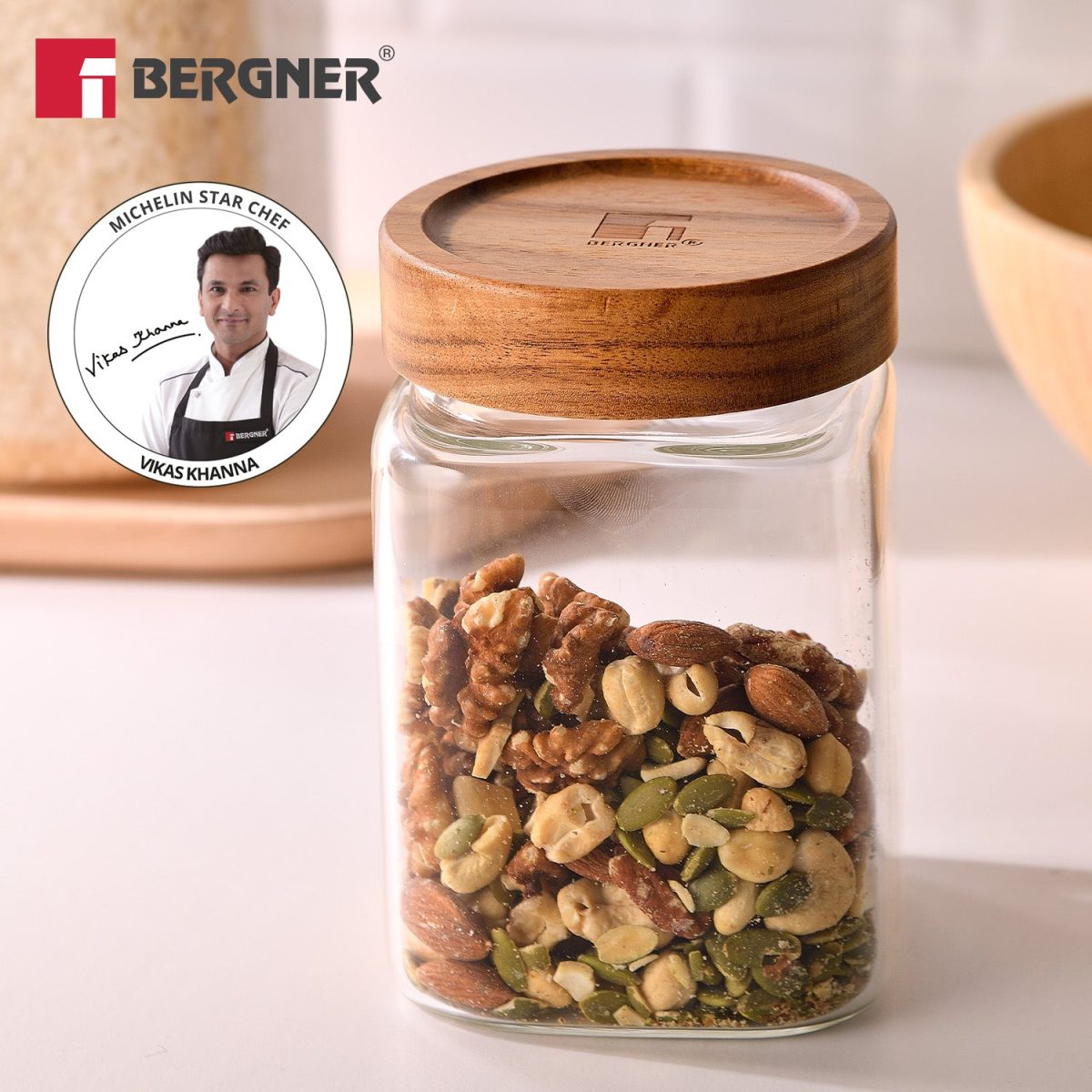 Acadia 1050ml Square Borosilicate Glass Jar with Wooden Lid